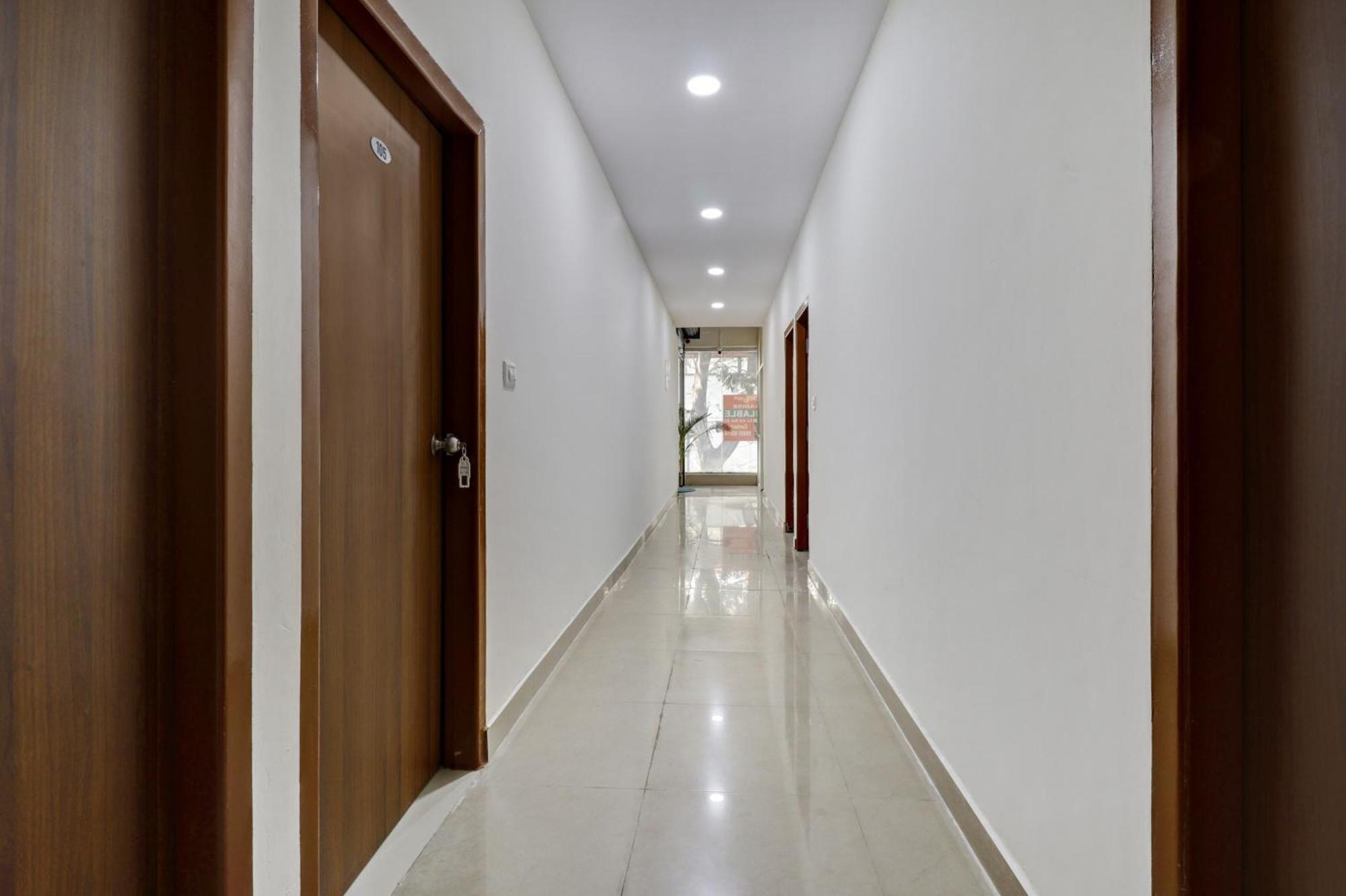 Hotel O Maruthi Paradise 벵갈루루 외부 사진